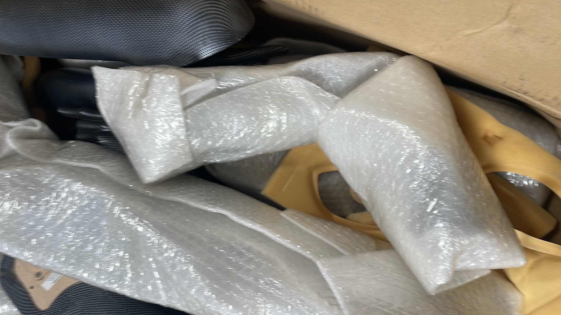 Photo 1 of BOX OF MANNEQUIN PARTS