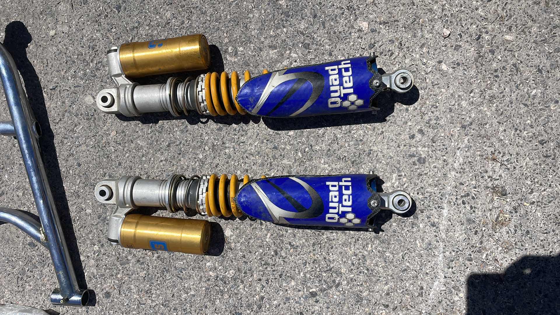 Photo 1 of SUSPENSION PARTS UNKNOWN VEHICLE