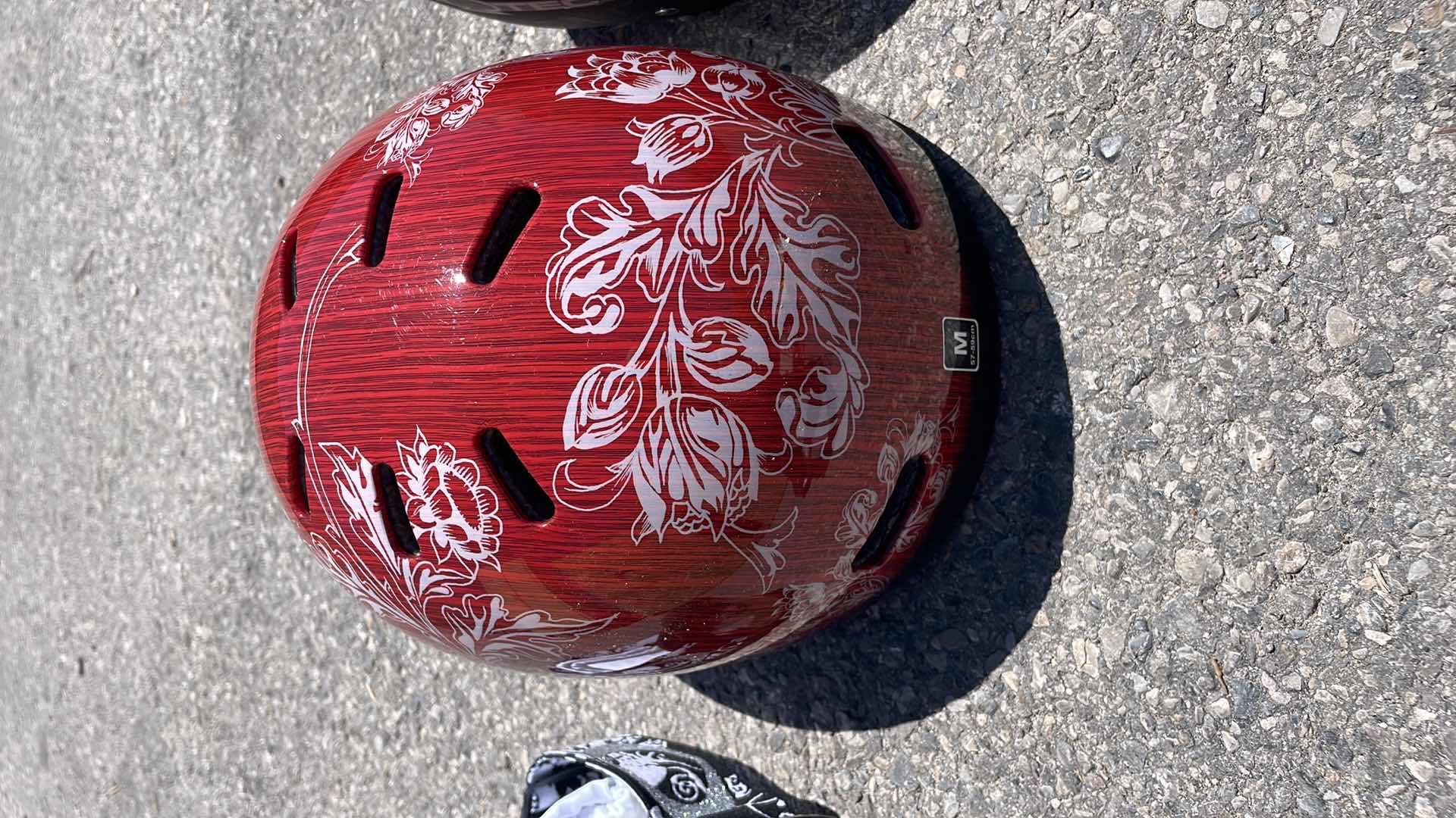 Photo 1 of SNOWBOARDING HELMETS SIZE M AND OAKLEY GOOGLES