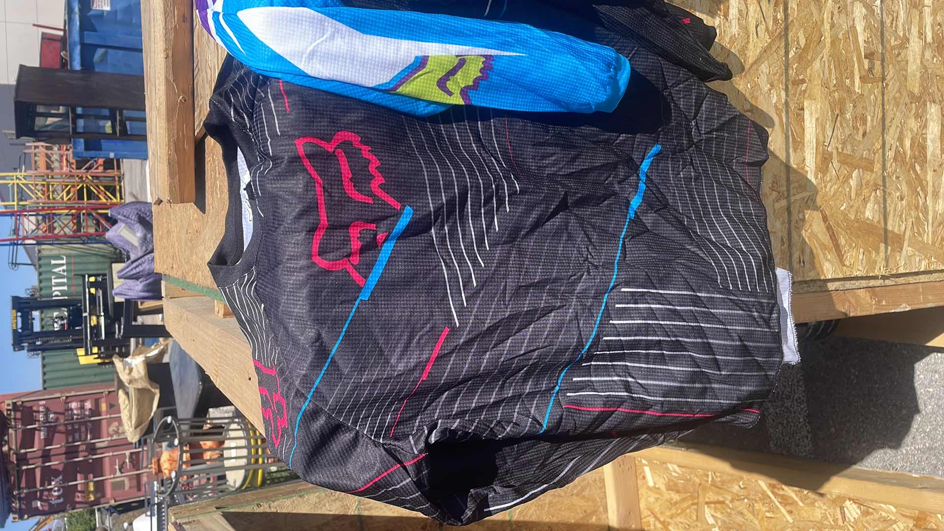 Photo 1 of 3 WOMENS FOX JERSEYS SIZE LARGE