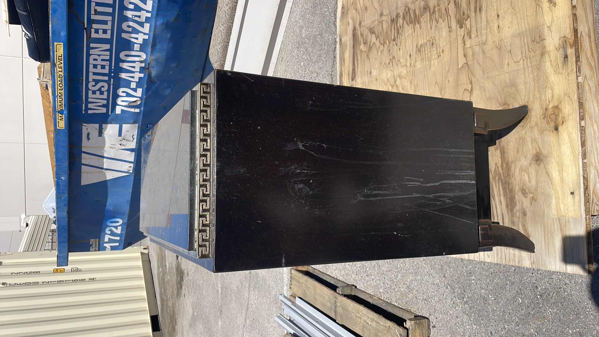 Photo 1 of ARTMAX 3841-1  SIDE-TABLE GRANITE TOP ESPRESSO, SILVER-LEAF AND VANILLA LIZARD FINISH