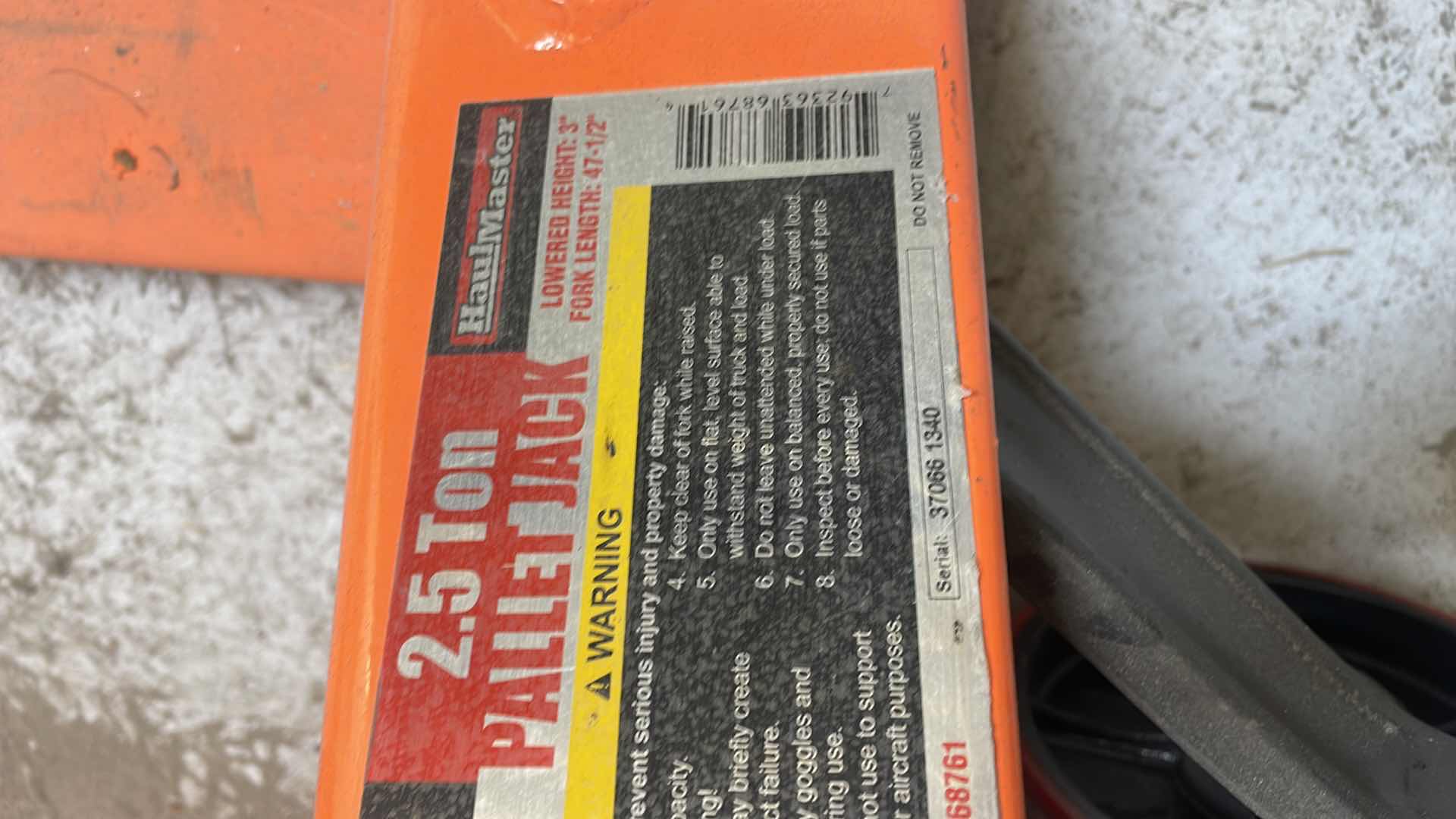 Photo 1 of HAULMASTER 2.5 TON PALLET JACK 5,000LB CAPACITY