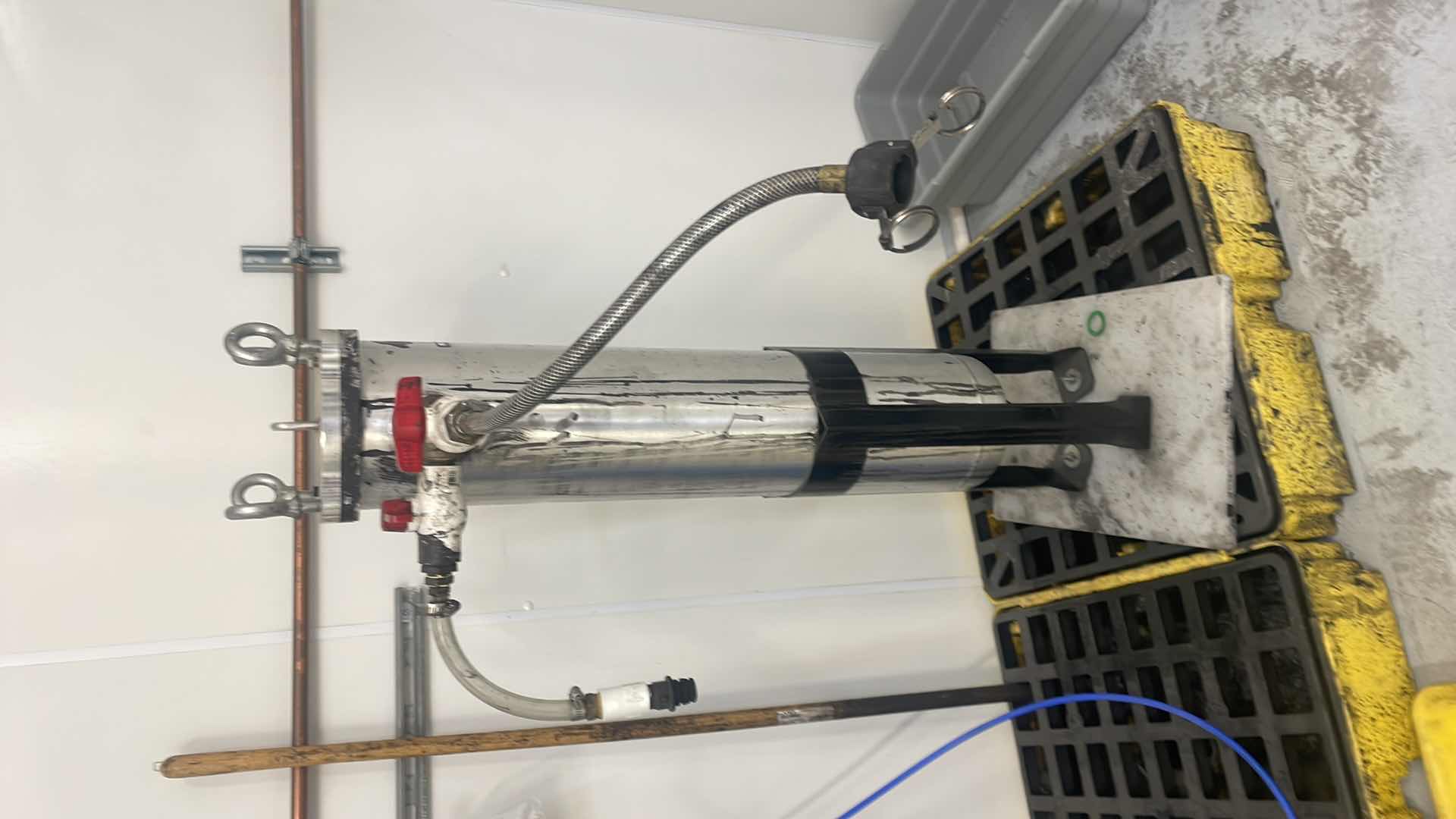 Photo 1 of BAG FILTER HOUSING – PENTEK MODEL GP802AL2 – ALUMINUM- 2? INLET / OUTLET.