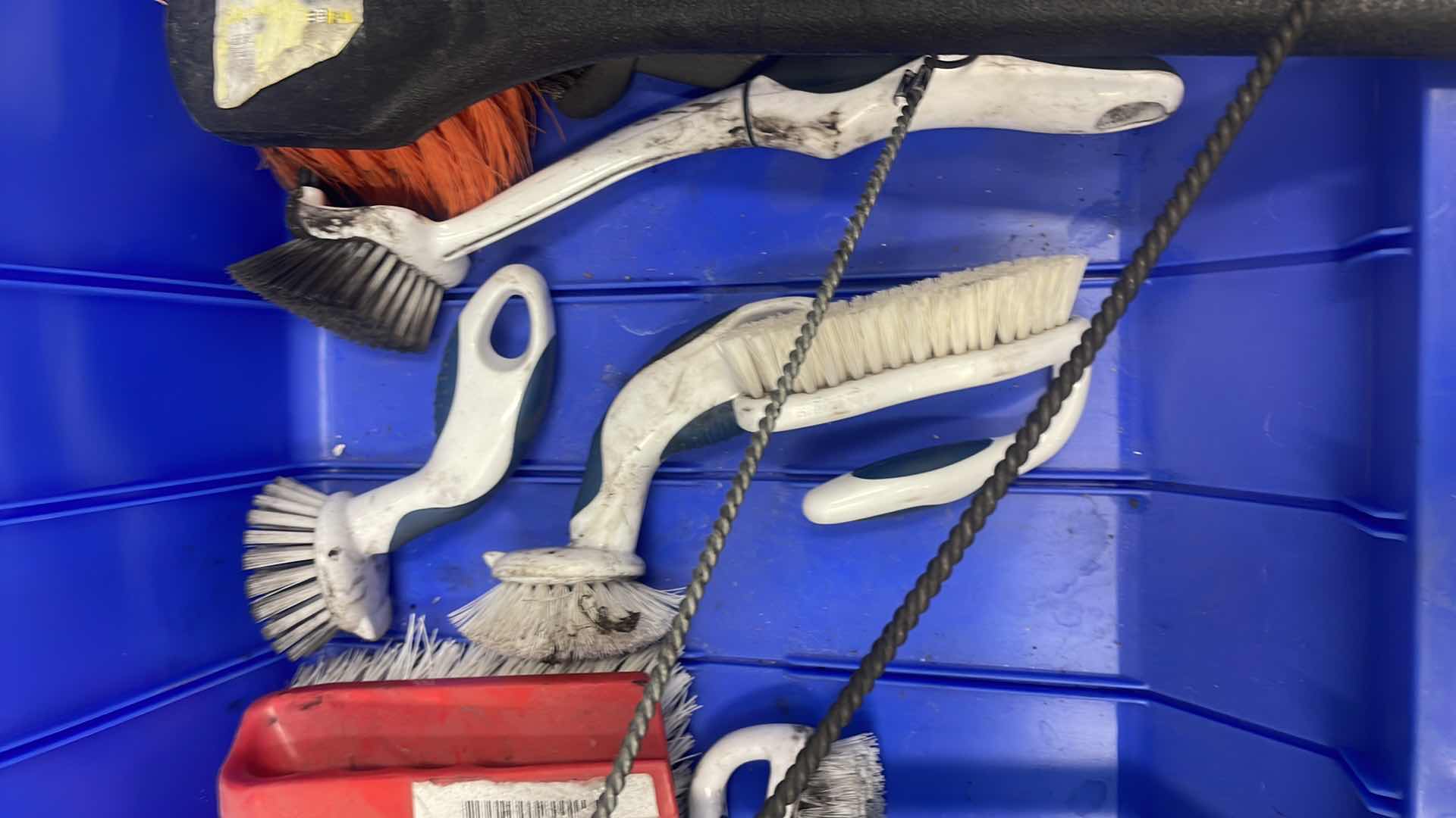 Photo 1 of DURHAM STACKABLE CONTAINER 17” x 15” WITH VARIETY OF BRUSHES