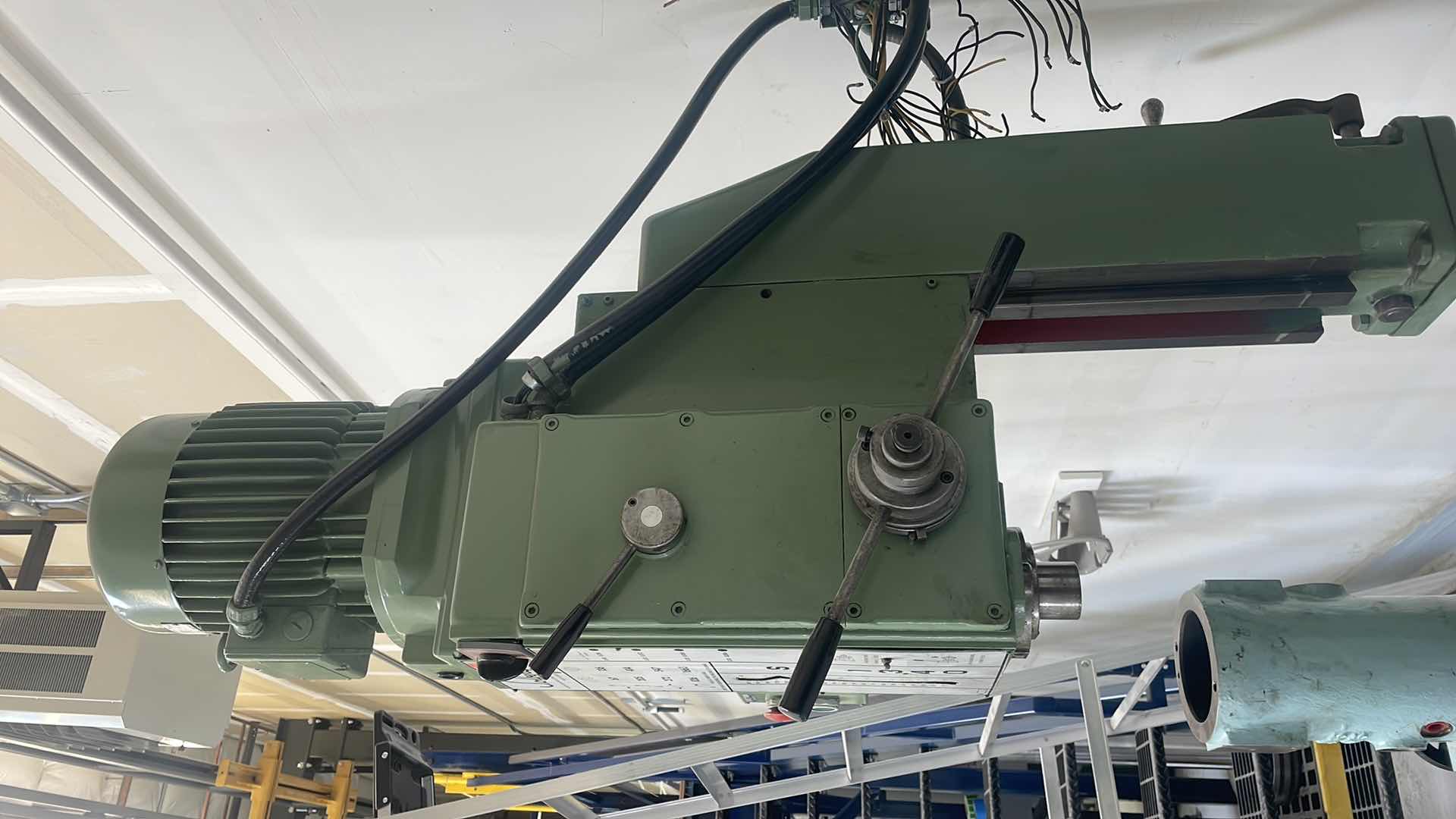 Photo 4 of SOLBERGA SE 1340 3.5HP DRILL PRESS 
3 PHASE MOTOR