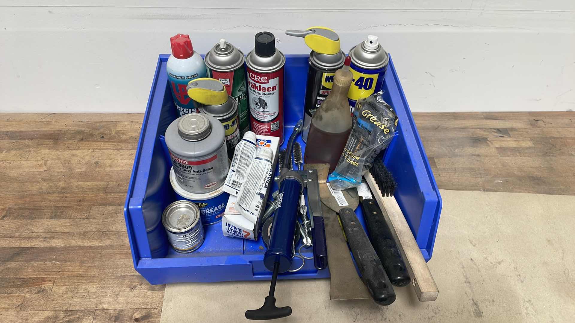 Photo 1 of CONTENTS OF 16” x 14” BIN