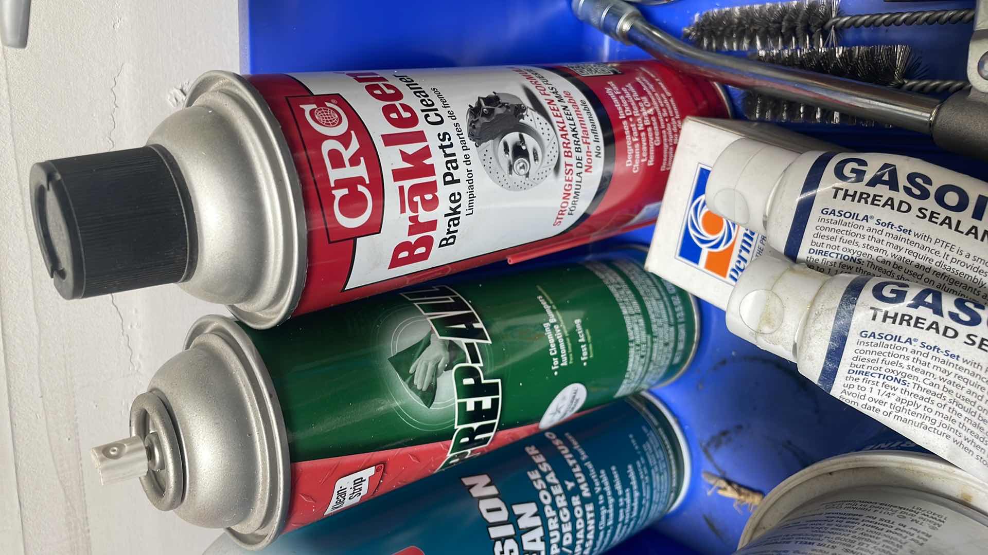 Photo 13 of CONTENTS OF 16” x 14” BIN