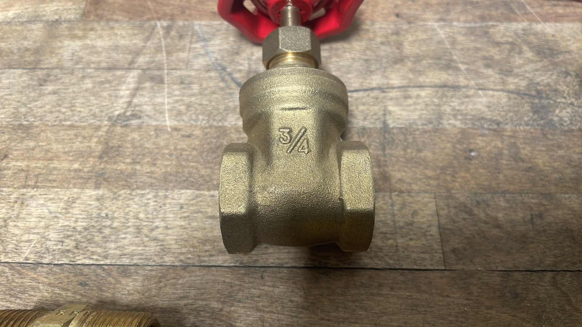 Photo 1 of 1” STAINLESS STEEL TEES, MIDLAND, CHECK VALVE, 1" FEMALE NPT X 1" FEMALE NPT, BRASS, 3/4” & 1” GATE VALVES, MISC BRASS FITTINGS