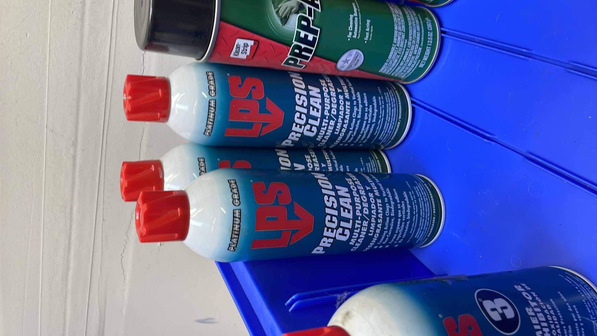 Photo 1 of DURHAM PB30250 BLUE PLASTIC BIN,16 X 15 X 7 WITH CONTENTS