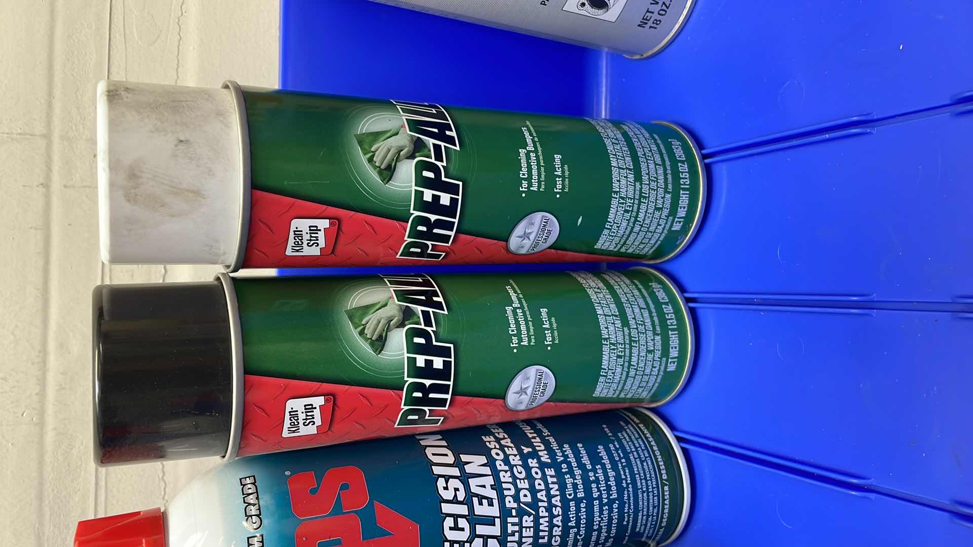 Photo 1 of DURHAM PB30250 BLUE PLASTIC BIN,16 X 15 X 7 WITH CONTENTS