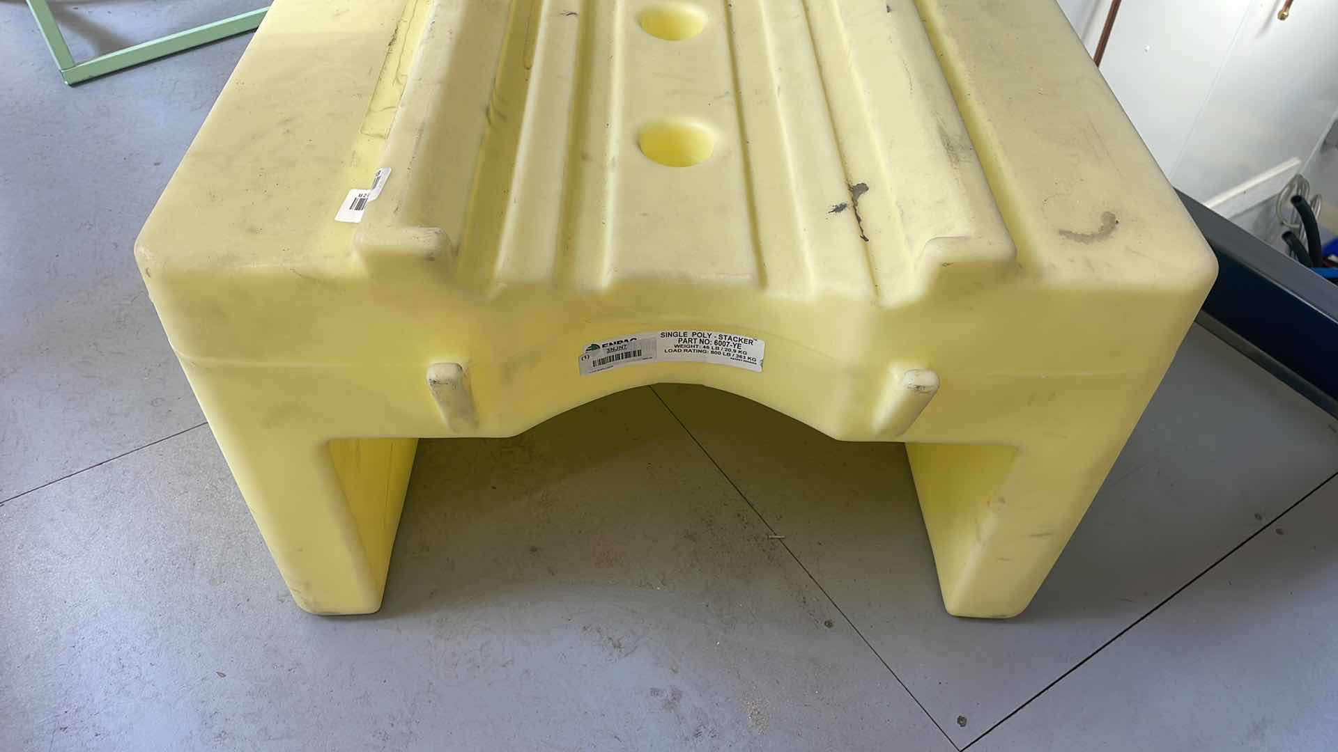 Photo 1 of SINGLE POLY-STACKER DRUM DISPENSING SYSTEM, YELLOW
SKU: 6007-YE