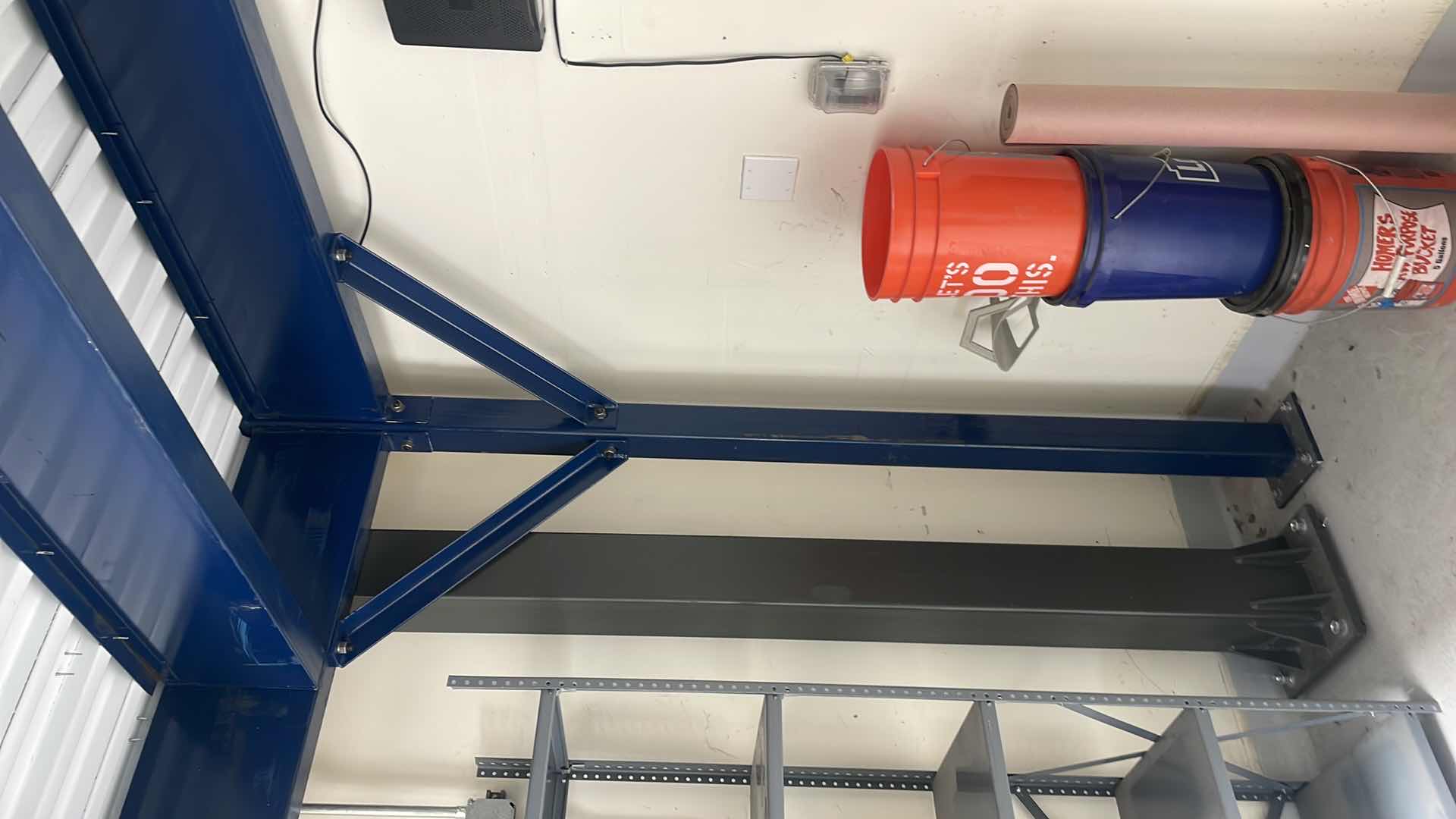 Photo 1 of 1 TON SPANCO WORKSTATION CRANE
TR-21 580G-35 67-725-EF
BRIDGE SPAN: 19-2" / TROLLEY CLEVIS HEIGHT: 16’4”
OAW: 23-7" - OAH 17'9”
250 SQ FT OF BRIDGE AREA