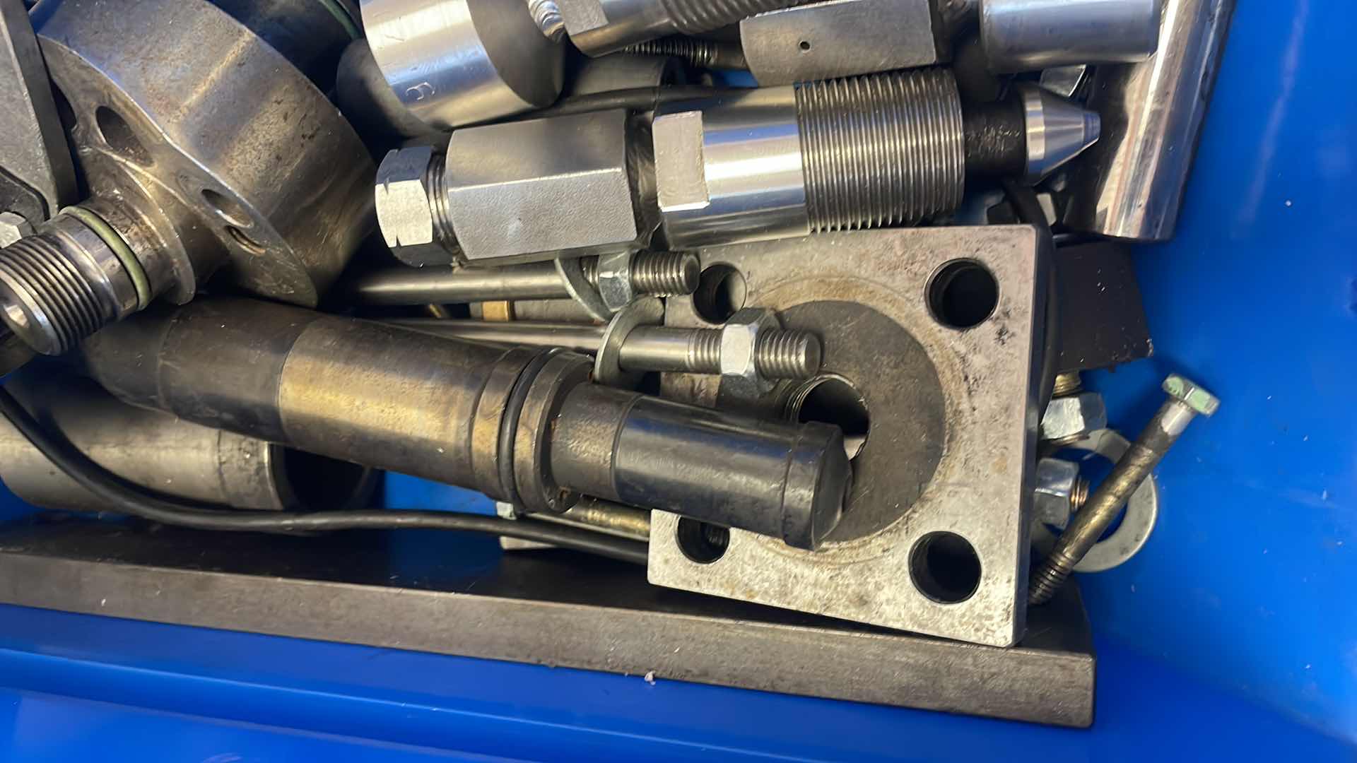 Photo 1 of CONTENTS OF BIN