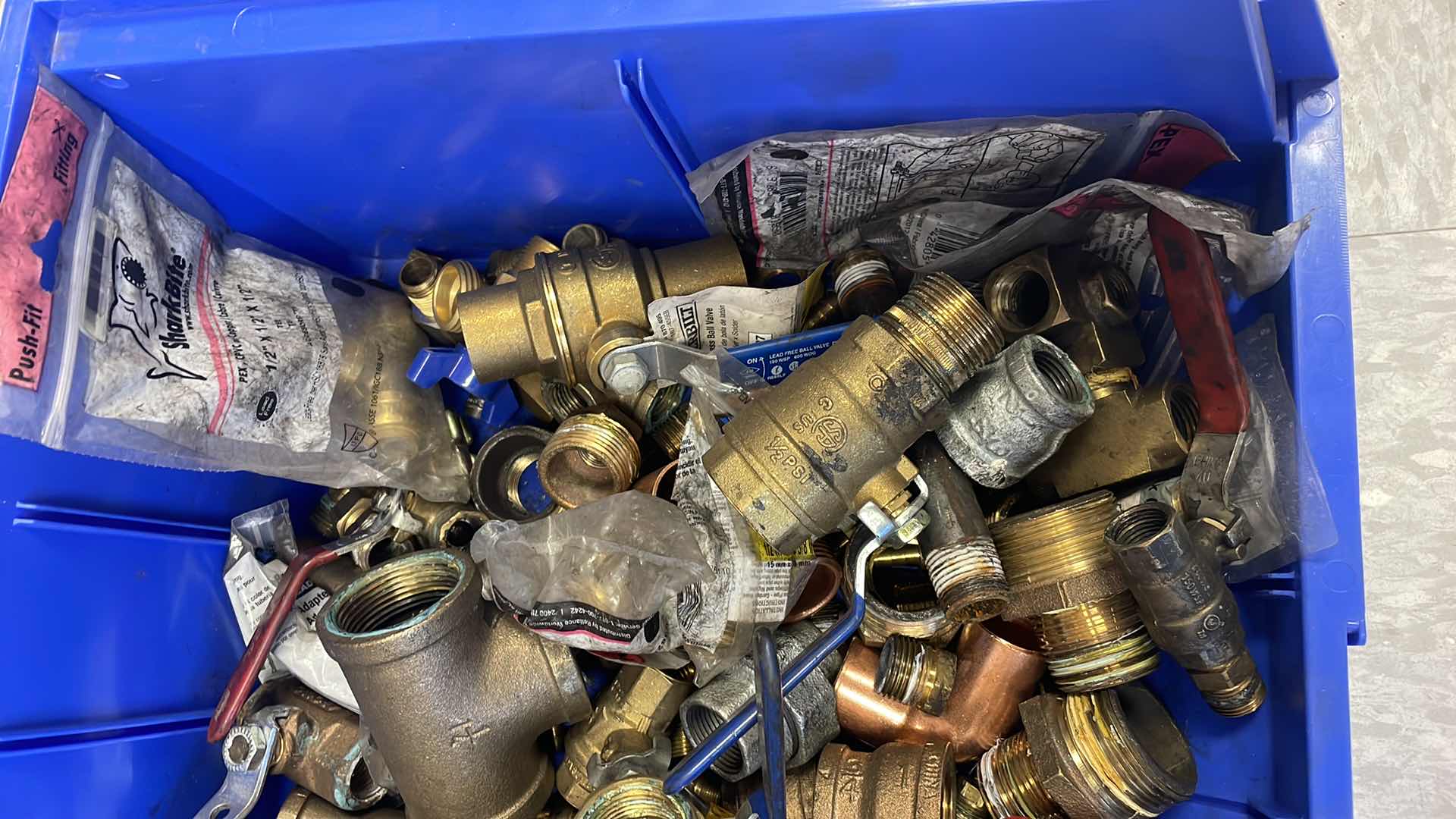 Photo 5 of BRASS VALVES AND MISC HARDWARE