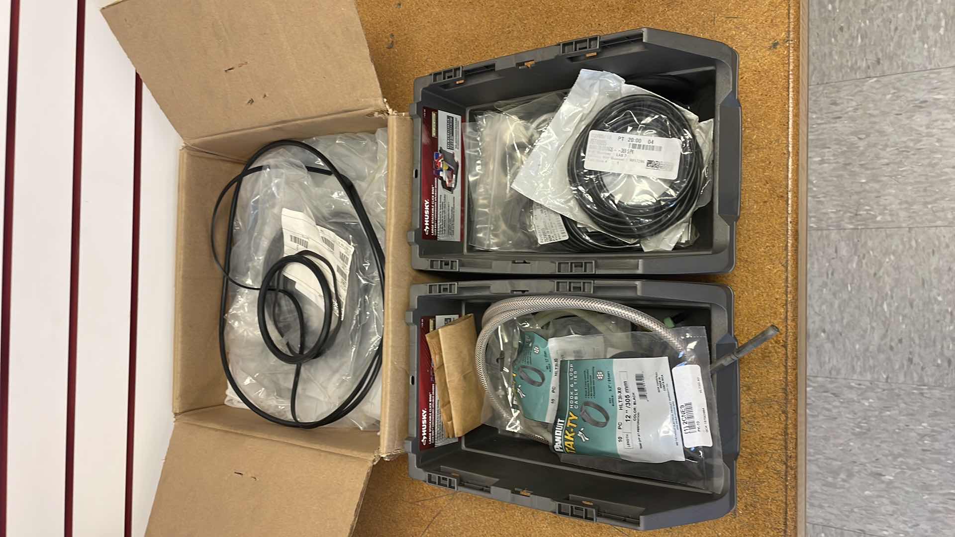 Photo 1 of GASKETS, O-RINGS, CABLE TIES