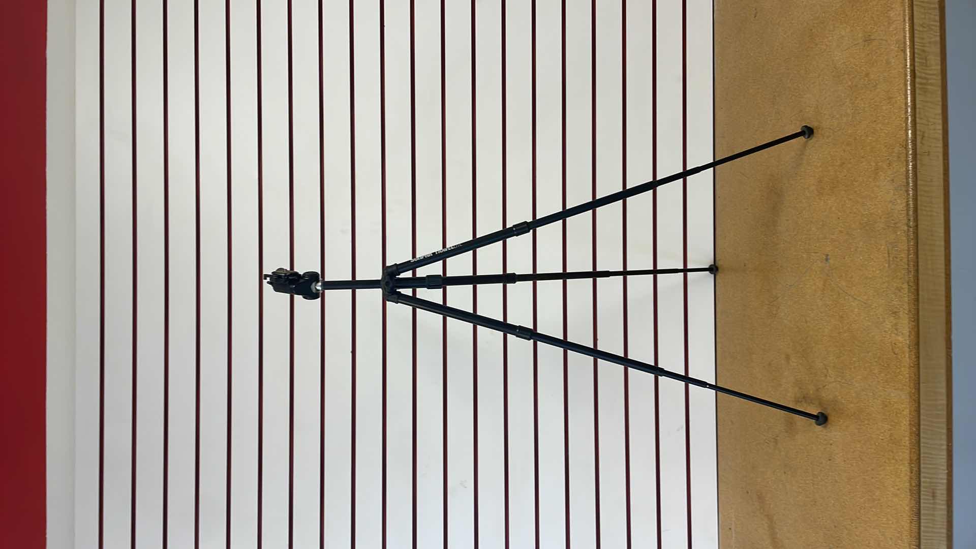 Photo 3 of SUNPAK TRAVELITE TRIPOD ADJUSTABLE