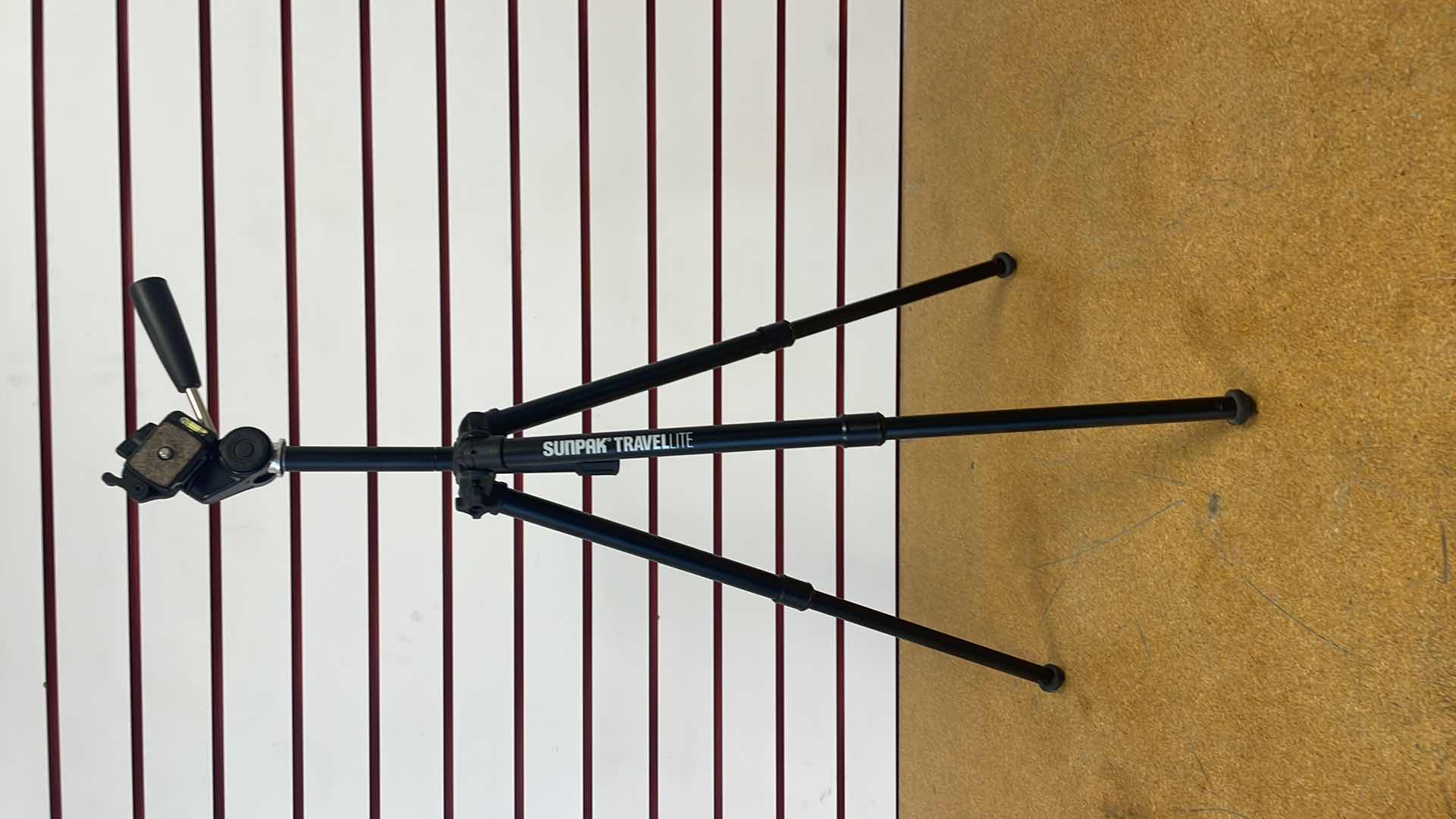 Photo 1 of SUNPAK TRAVELITE TRIPOD ADJUSTABLE