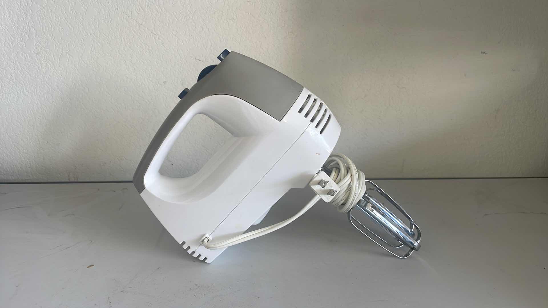 Photo 1 of BLACK DECKER POWER PRO BEATER