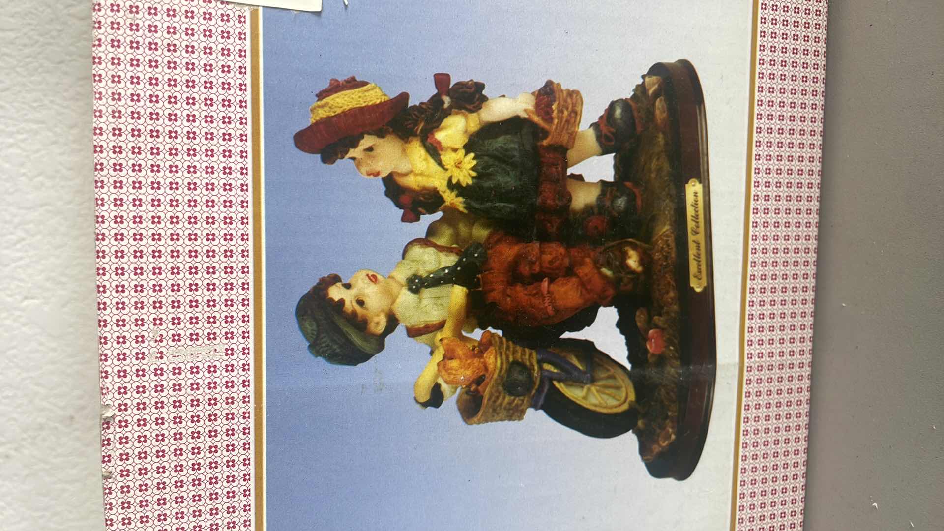 Photo 1 of EXCELLENT COLLECTION FIGURINES