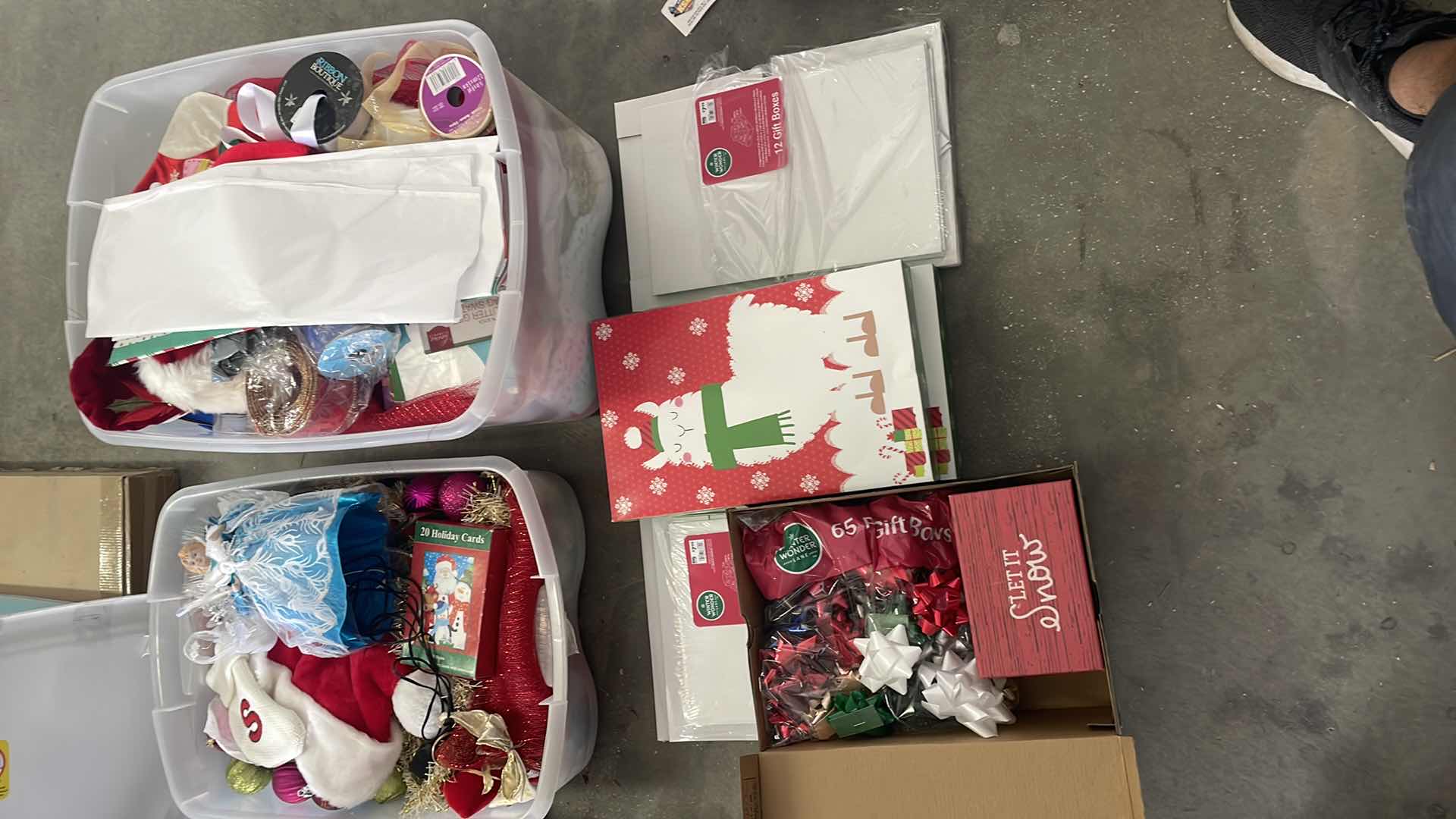 Photo 1 of CHRISTMAS DECORATIONS GIFT BOXES CHRISTMAS BOWS