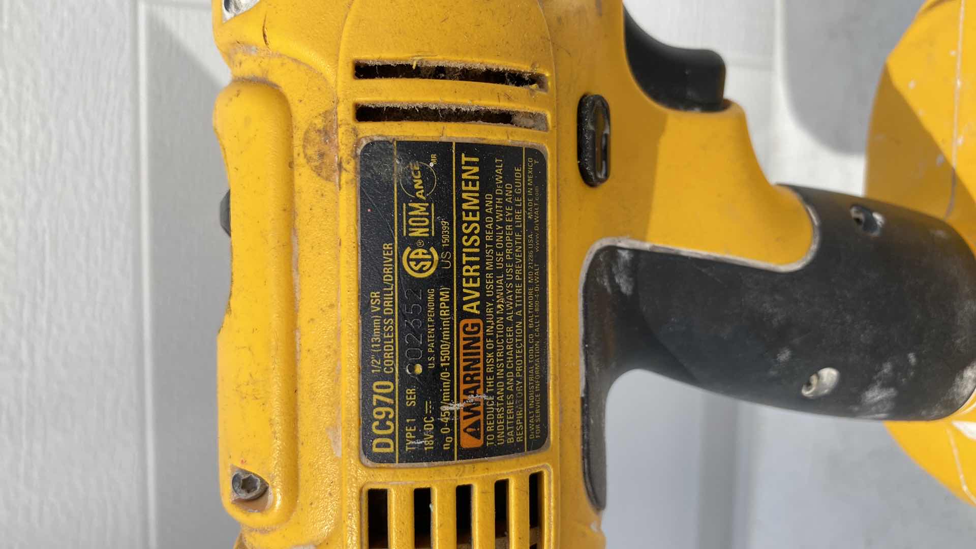 Photo 1 of DEWALT DC970 1/2 (13mm) VSR CORDLESS DRILL/DRIVER 18 V
BATTERY INCLUDED