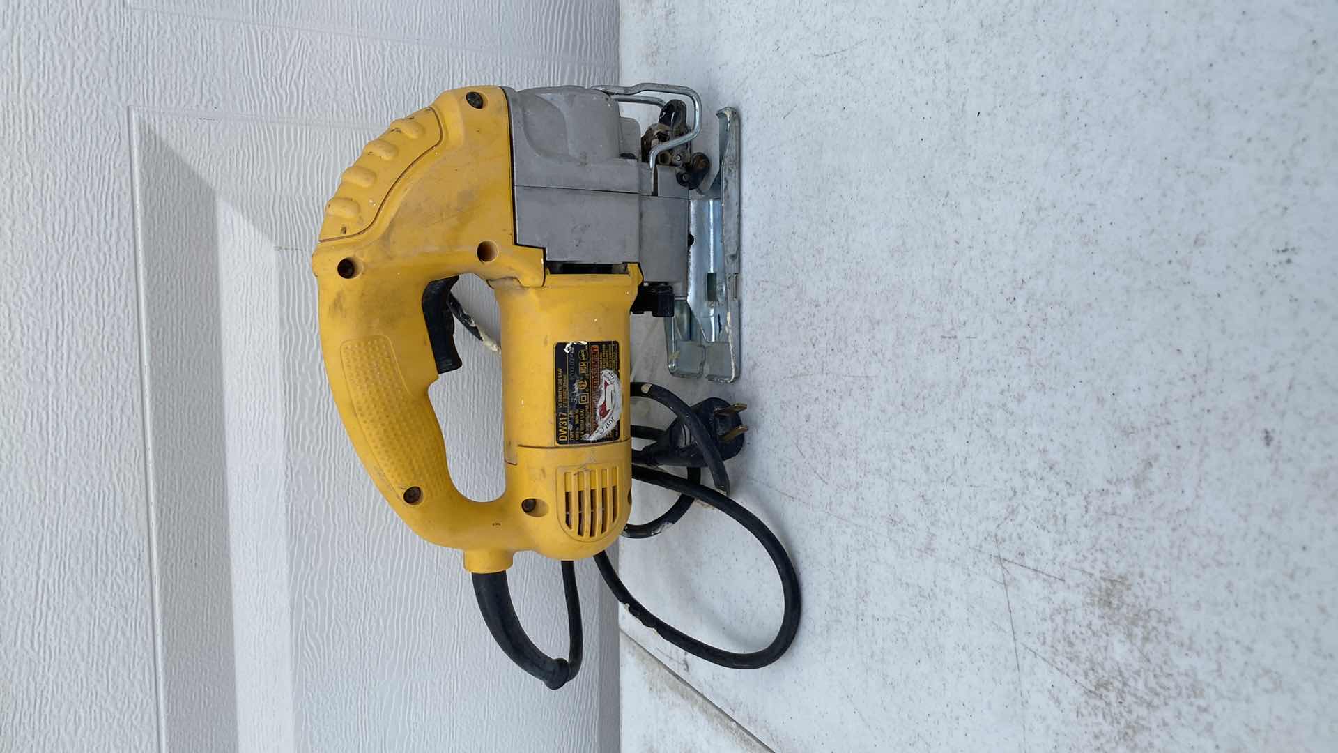 Photo 1 of DEWALT DW317 VS ORBITAL JIG SAW 1” STROKE (25mm) CORDED