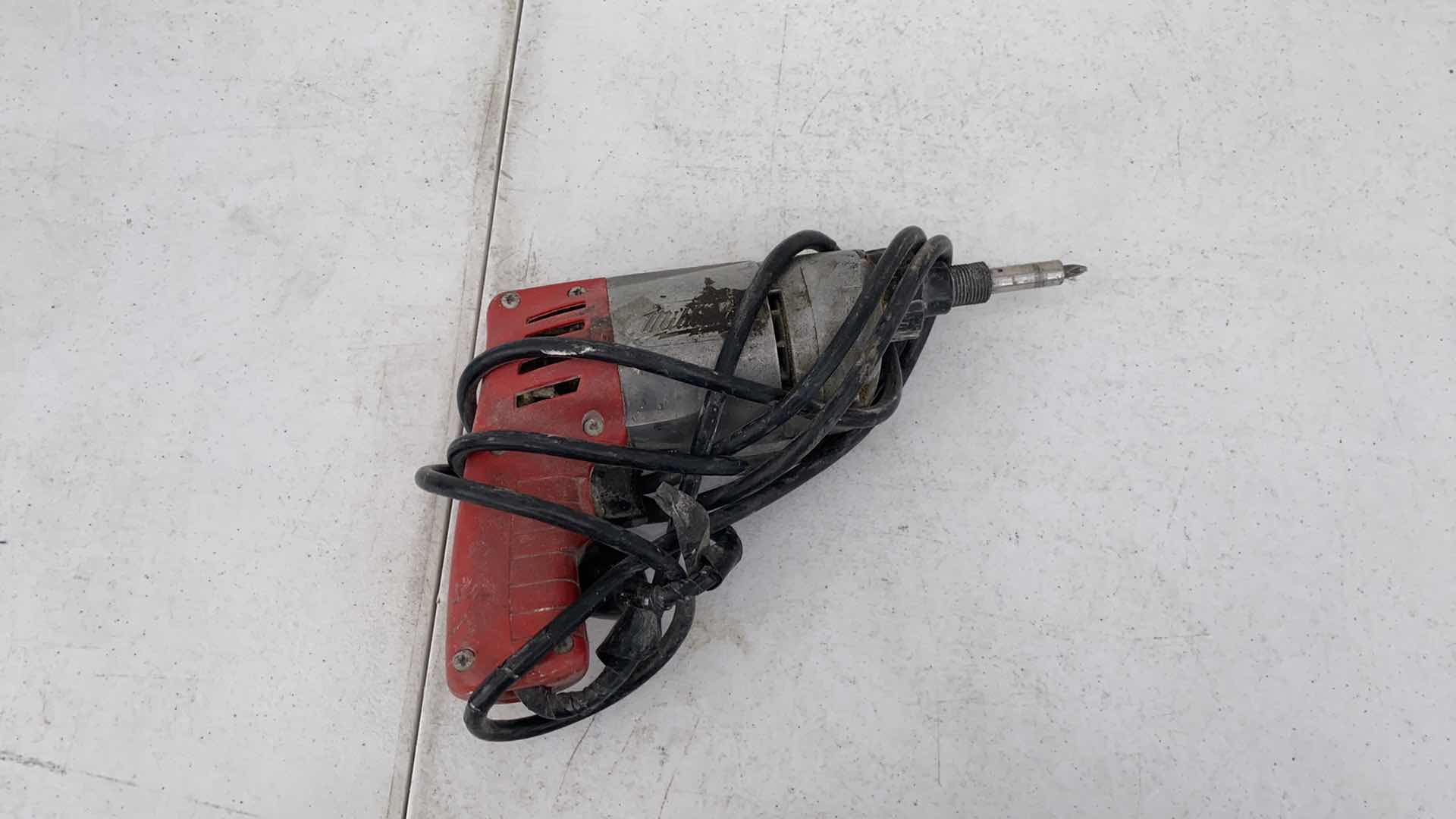 Photo 1 of MILWAUKEE SCREW SHOOTER CORDED