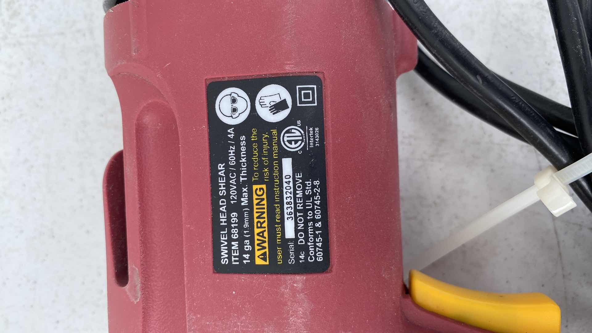 Photo 1 of CHICAGO ELECTRIC POWER TOOLS SWIVEL HEAD SHEAR 68199 CORDED