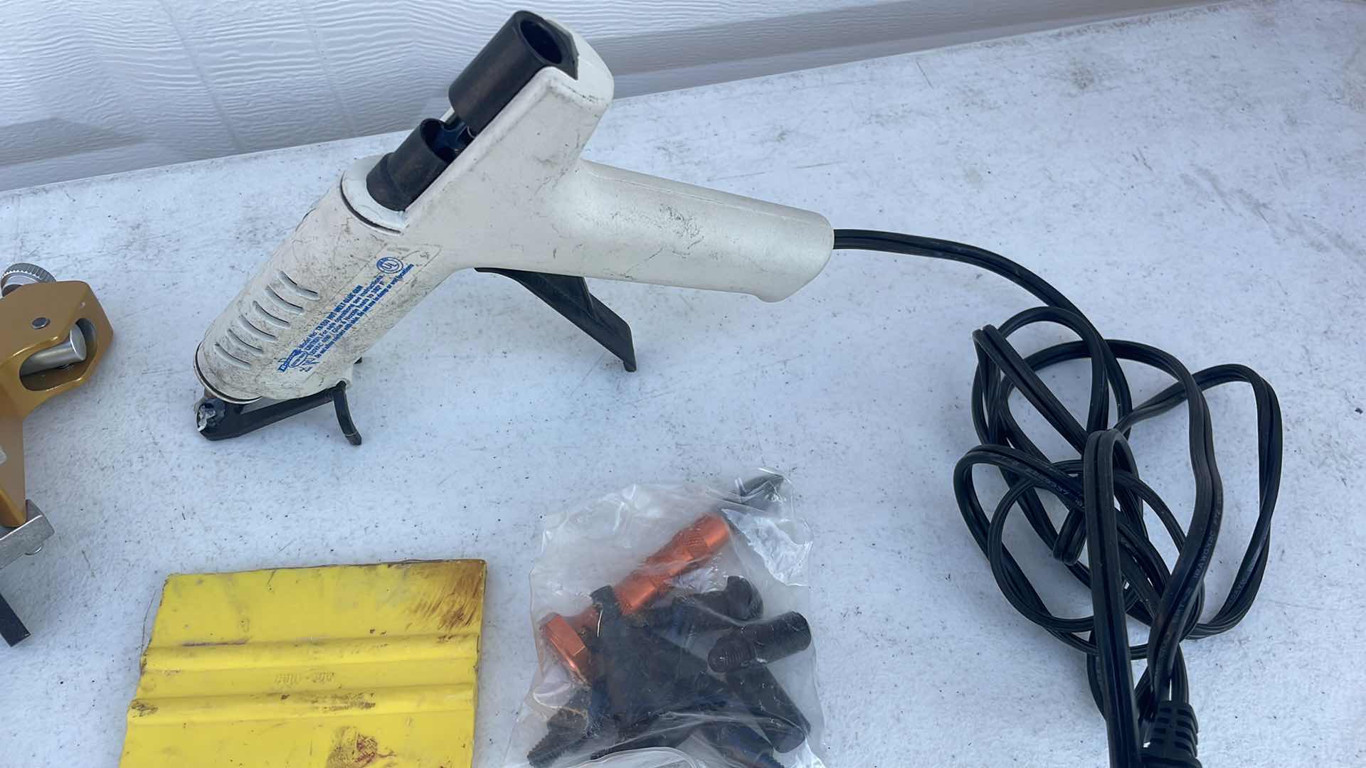 Photo 1 of DENT PULLER