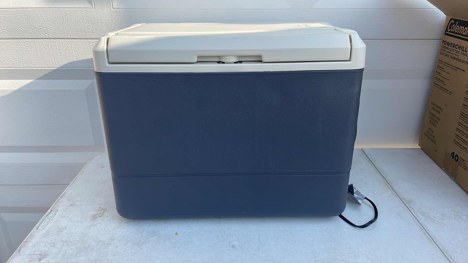 Photo 1 of COLEMAN POWER CHILL THERMOELECTRIC COOLER