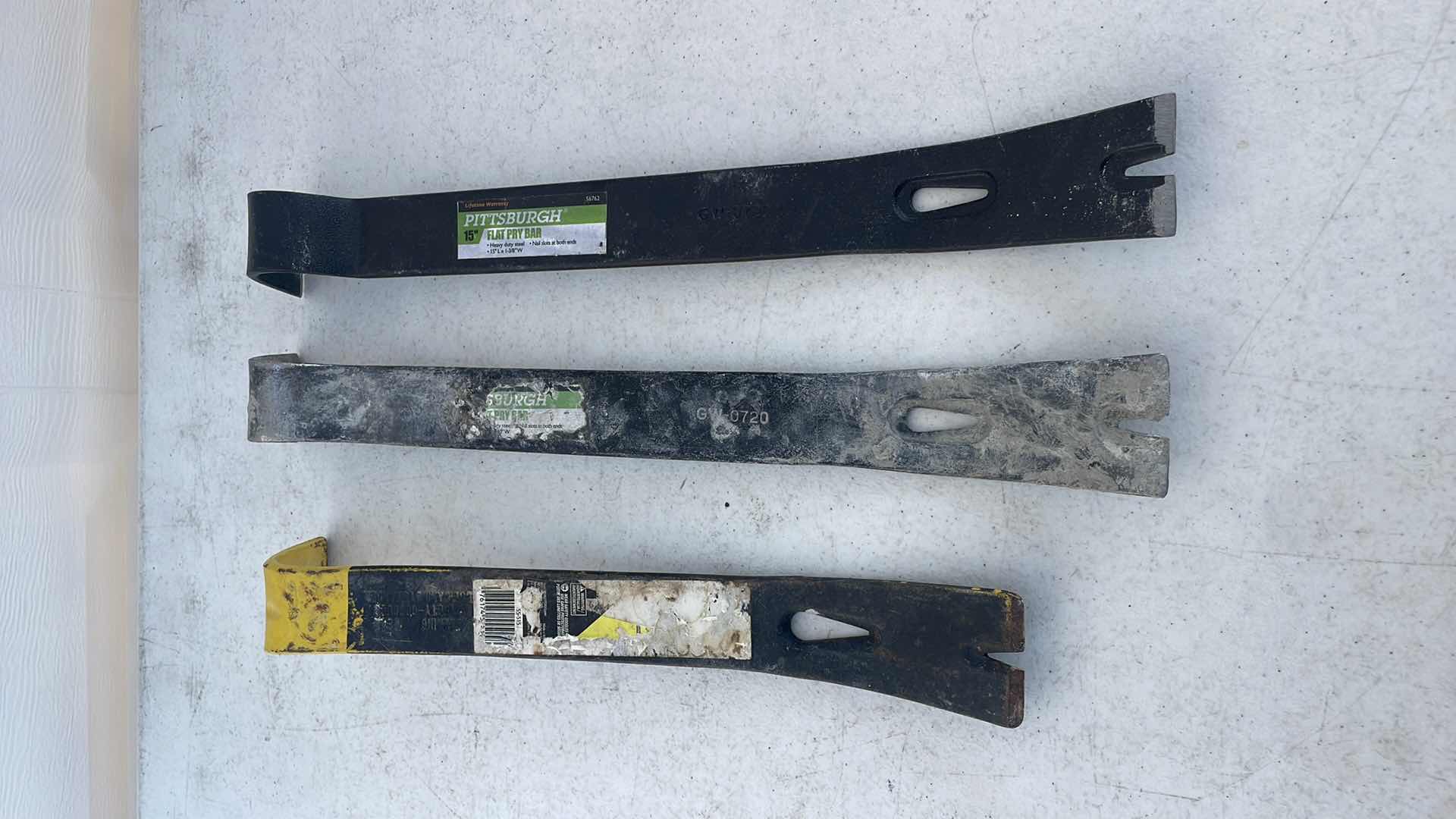 Photo 1 of FLAT PRY BARS (3)