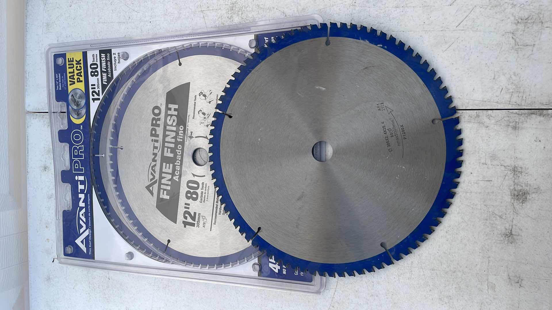 Photo 1 of AVANTI PRO 12” FINE FINISH 80 TEETH BLADES