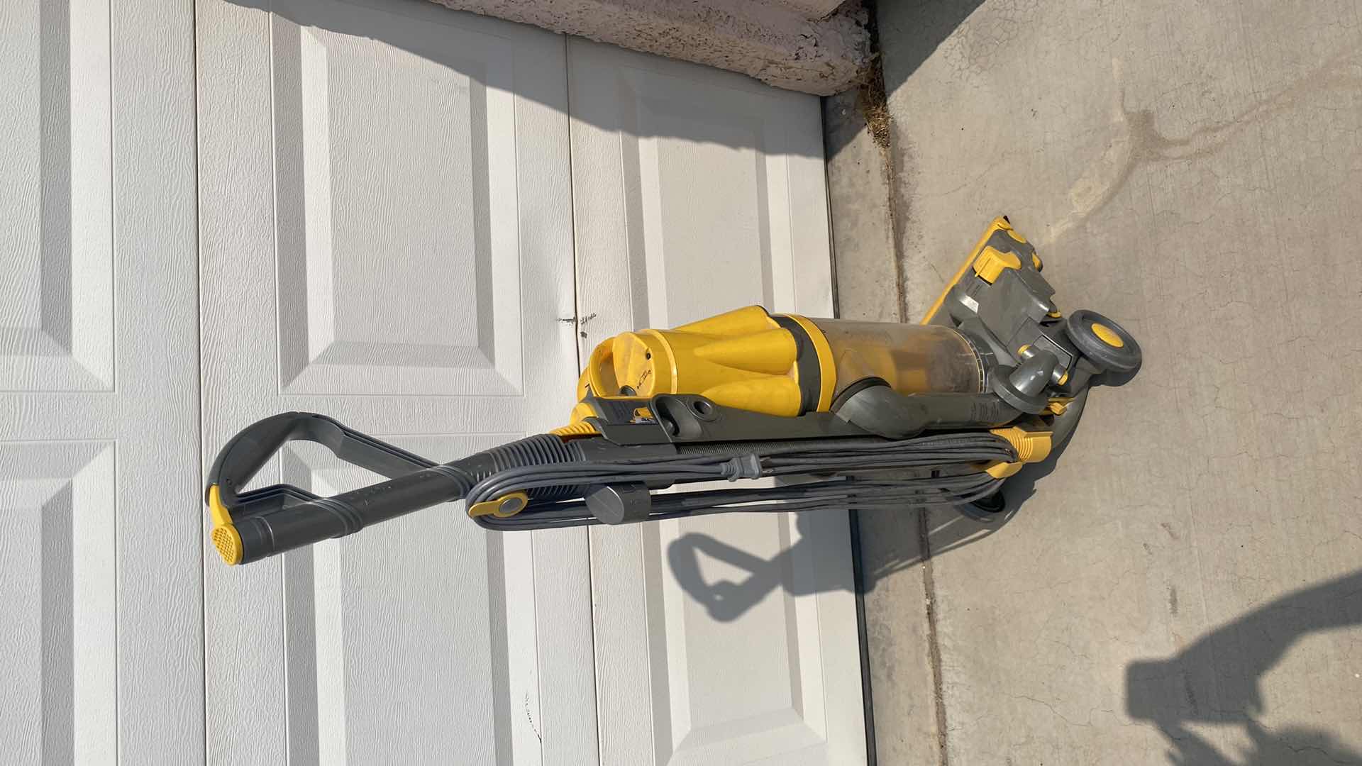 Photo 1 of DYSON ROOT CYCLONE VACCUM 
NEEDS CLEANING