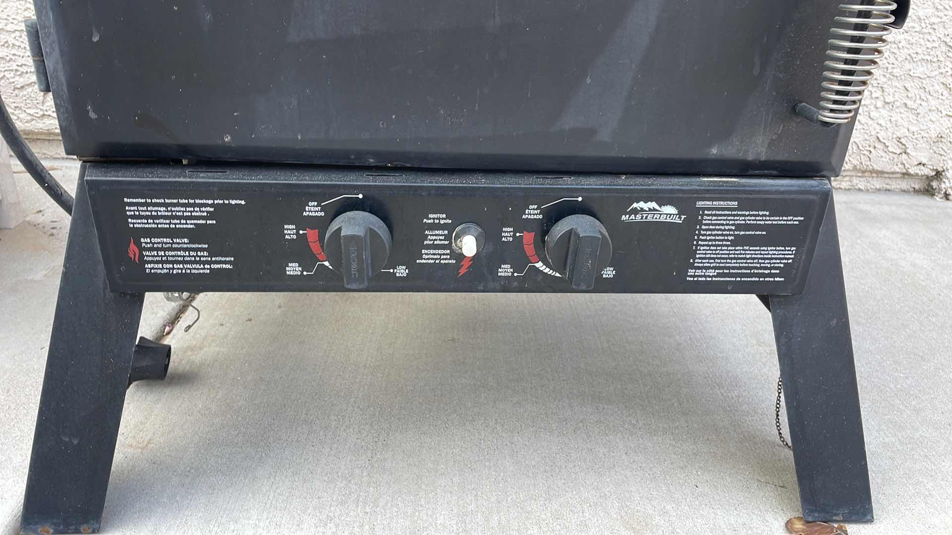 Photo 1 of MASTERBUILT SPORTSMAN ELITE SMOKER