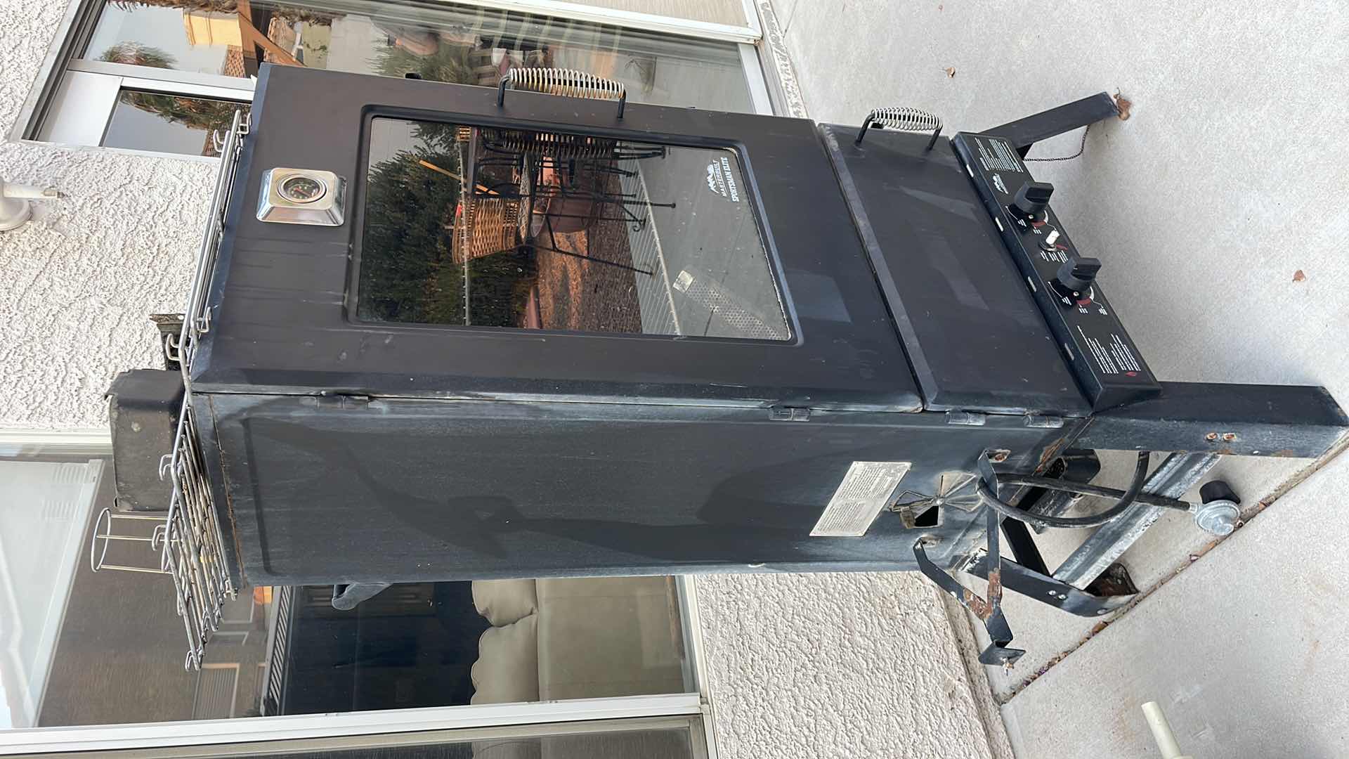 Photo 1 of MASTERBUILT SPORTSMAN ELITE SMOKER