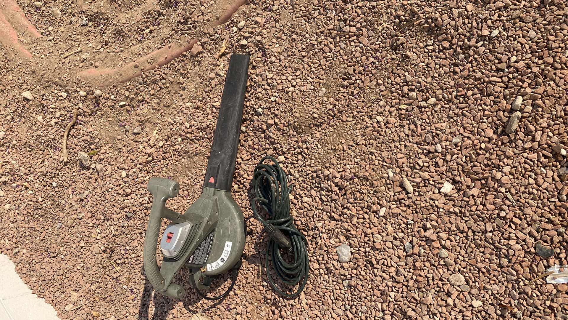 Photo 1 of GARDENING EQUIPMENT SHOVELS BROOMS PIC ELECTRIC BLOWER