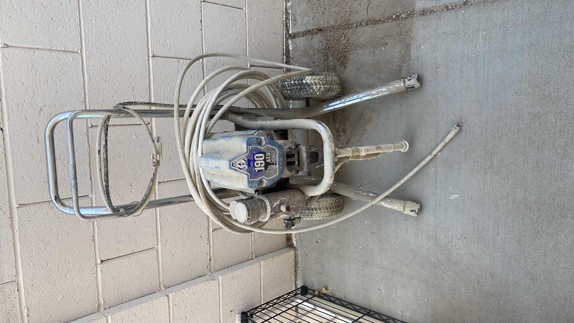 Photo 1 of 190 LTS PAINT SPRAYER
PARTS ONLY NEEDS NEW MOTOR