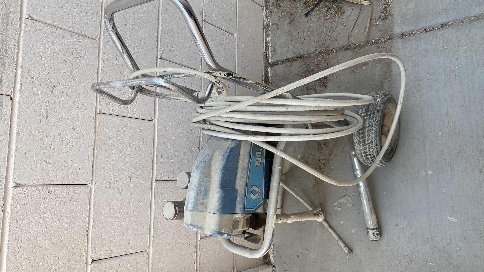 Photo 1 of 190 LTS PAINT SPRAYER
PARTS ONLY NEEDS NEW MOTOR