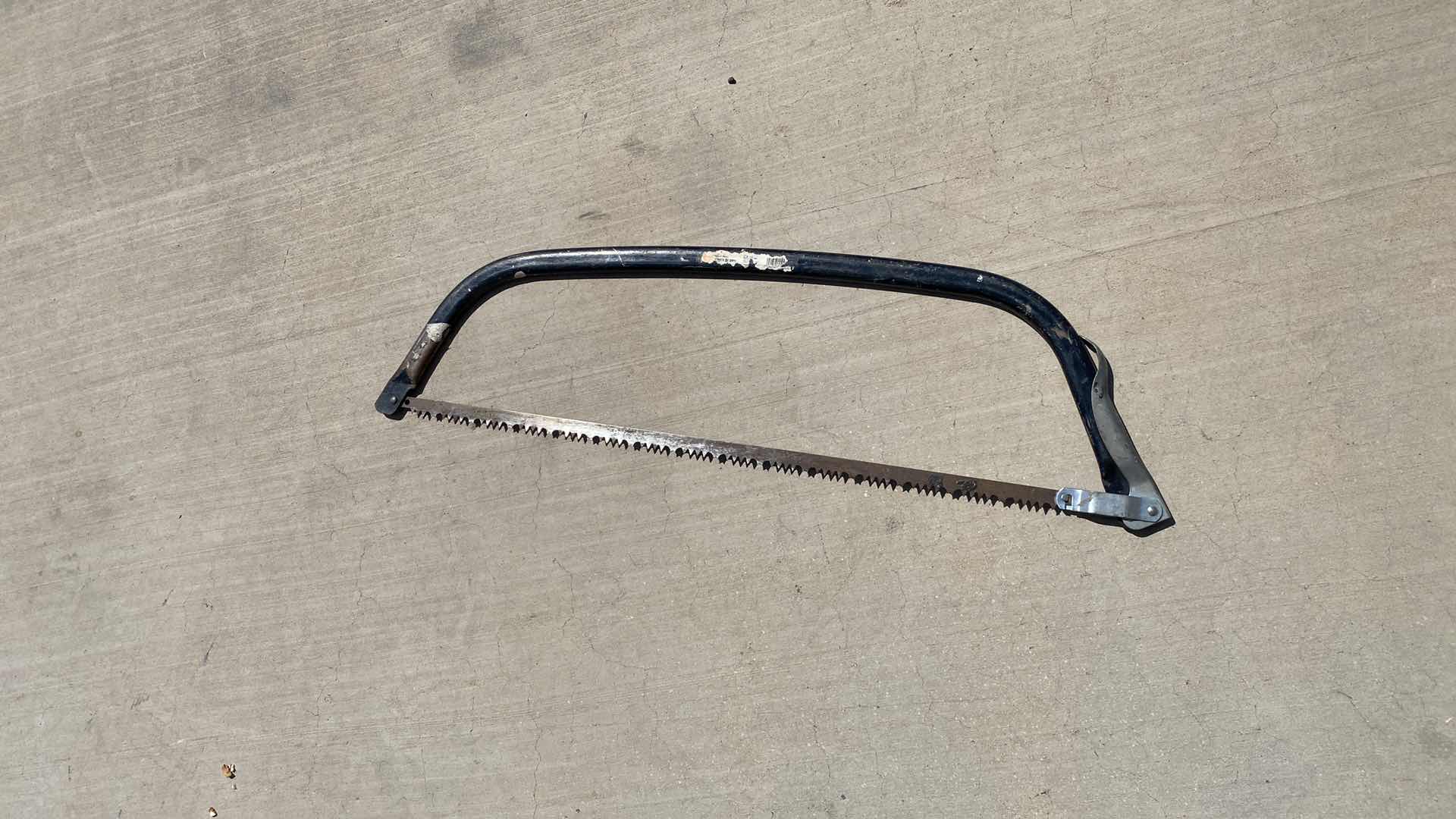 Photo 1 of 30” BOW SAW