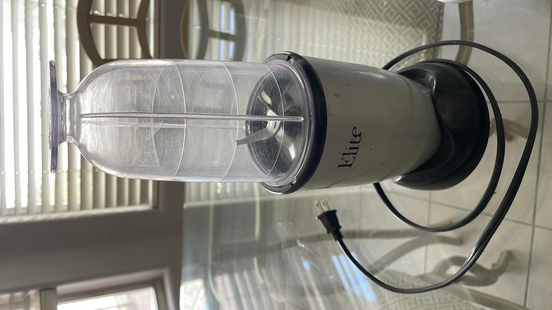 Photo 1 of MIXER AND FOOD NETWORK WINE OPENER