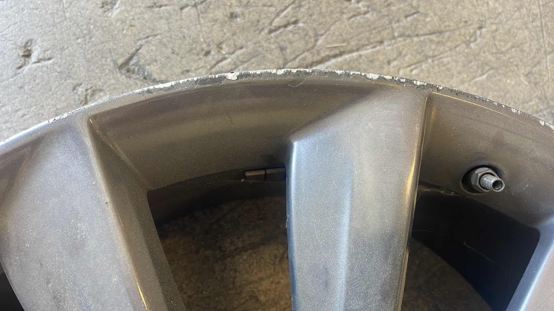 Photo 1 of TESLA MODEL S 21 X 8.5”” TURBINE WHEELS W/SENSORS (2)