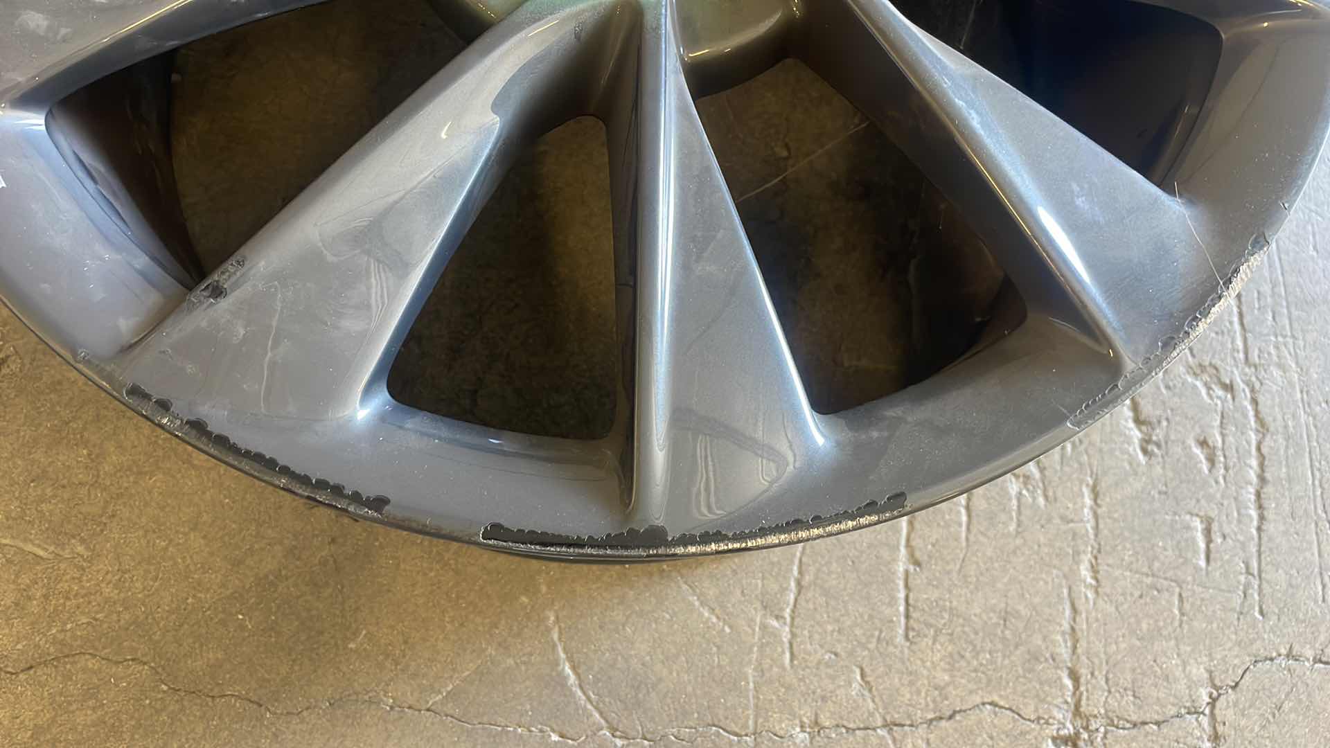 Photo 1 of 21" REAR TESLA MODEL S CHARCOAL 2018-2021 OEM WHEEL ALLOY FACTORY RIM ORIGINAL