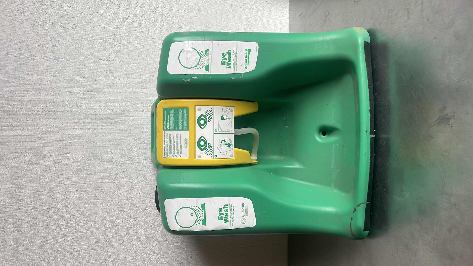 Photo 1 of GUARDIAN AQUAGUARD GRAVITY-FLOW PORTABLE EYEWASH