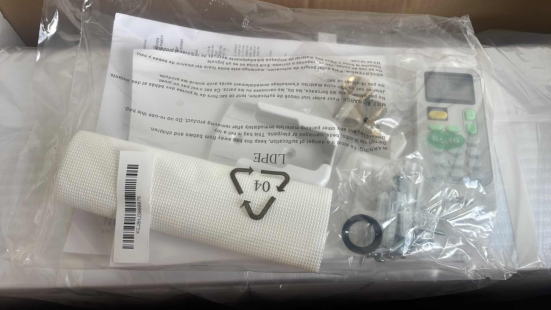 Photo 4 of DUCTLESS MINI-SPLIT OUTDOOR 1-ZONE HEAT PUMP INDOOR 12K BTU COOL/13K BTU HEAT 208/230/1
DUCTLESS MINI SPLITS VSC12H2