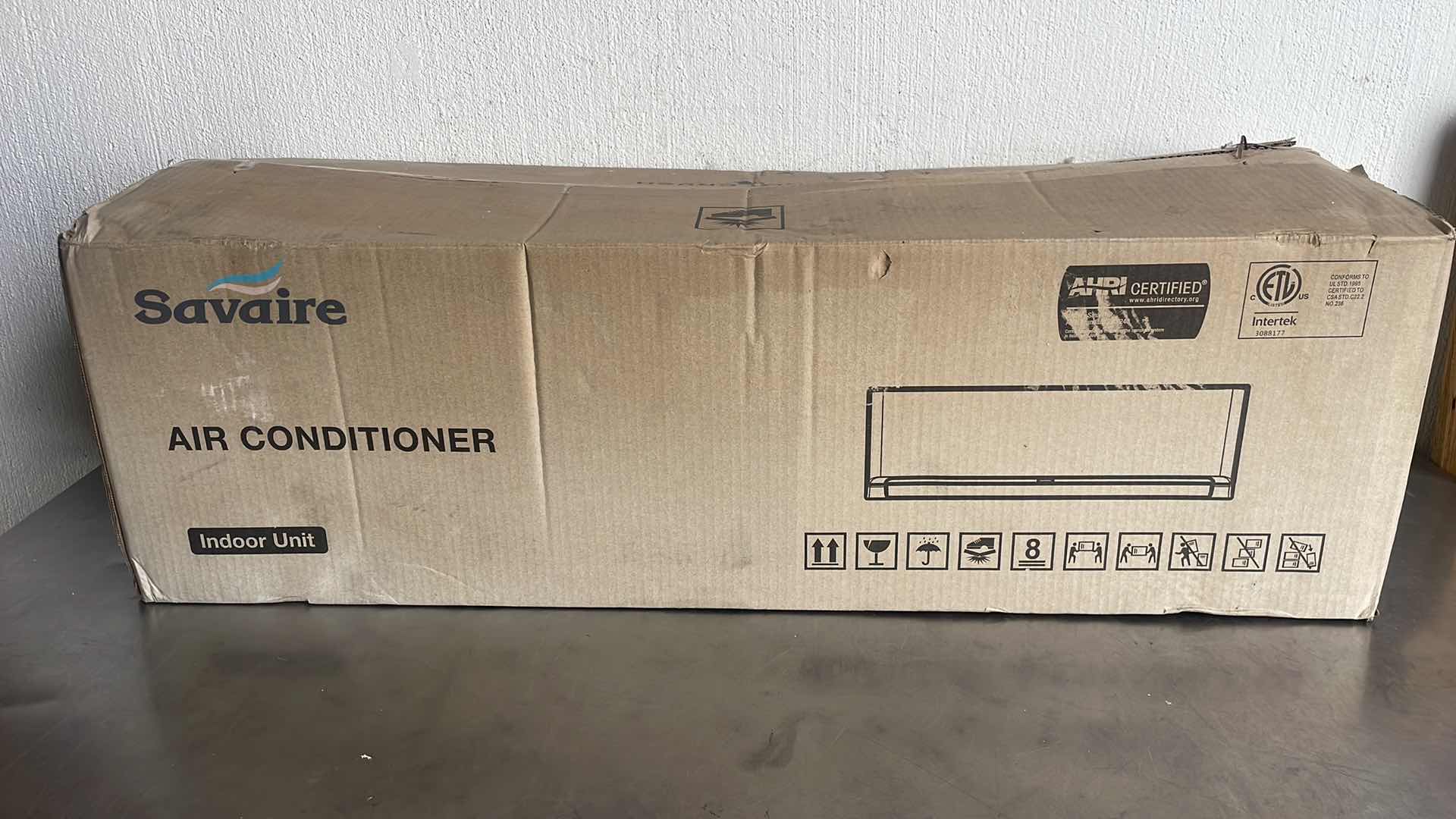 Photo 1 of DUCTLESS MINI-SPLIT OUTDOOR 1-ZONE HEAT PUMP INDOOR 12K BTU COOL/13K BTU HEAT 208/230/1
DUCTLESS MINI SPLITS VSC12H2