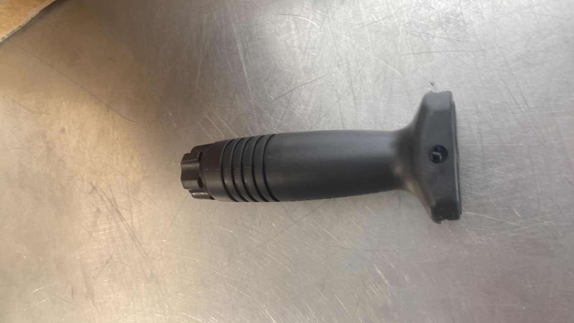 Photo 1 of P&S BROOMSTICK VERTICAL FOREGRIP (RIS)