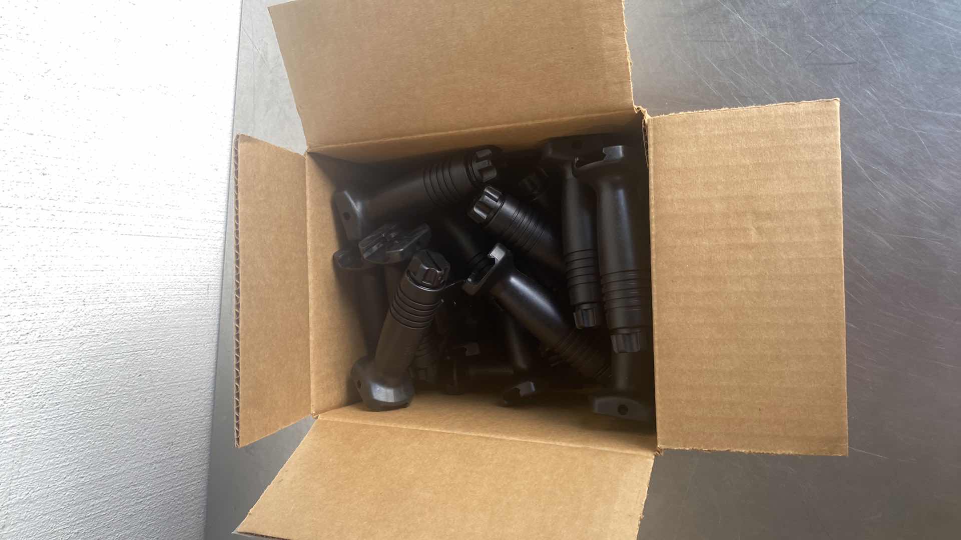 Photo 1 of P&S BROOMSTICK VERTICAL FOREGRIP (RIS)