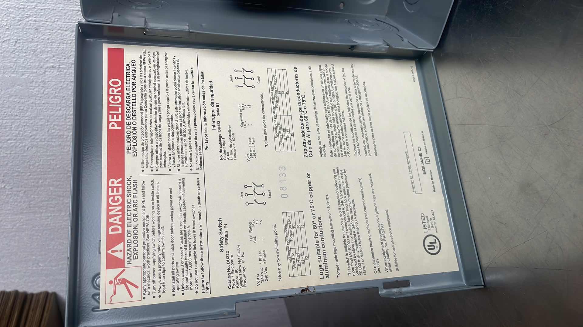 Photo 1 of SQUARE D SAFETY SWITCH: NON-FUSIBLE, 60 A, THREE PHASE, 240V AC, GALVANIZED STEEL, INDOOR MODEL DU322