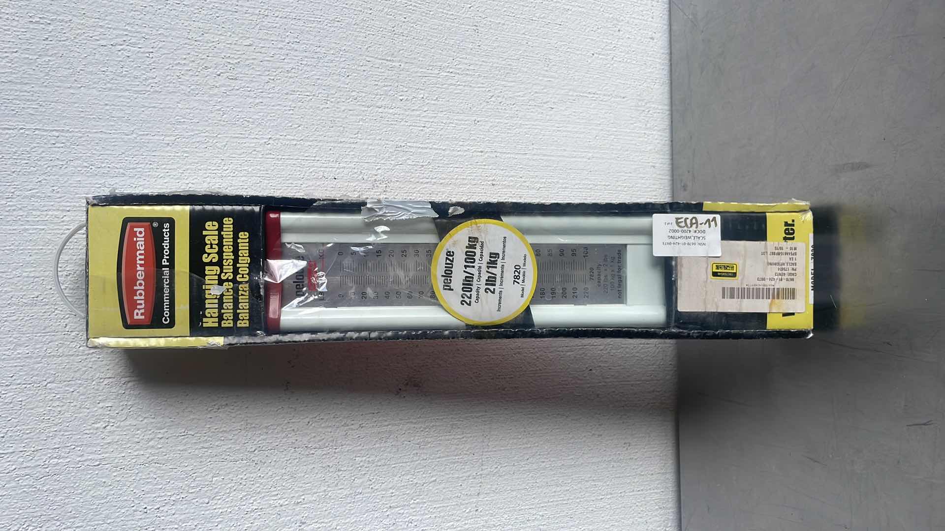 Photo 1 of RUBBERMAID HANGING SCALE MODEL 7820