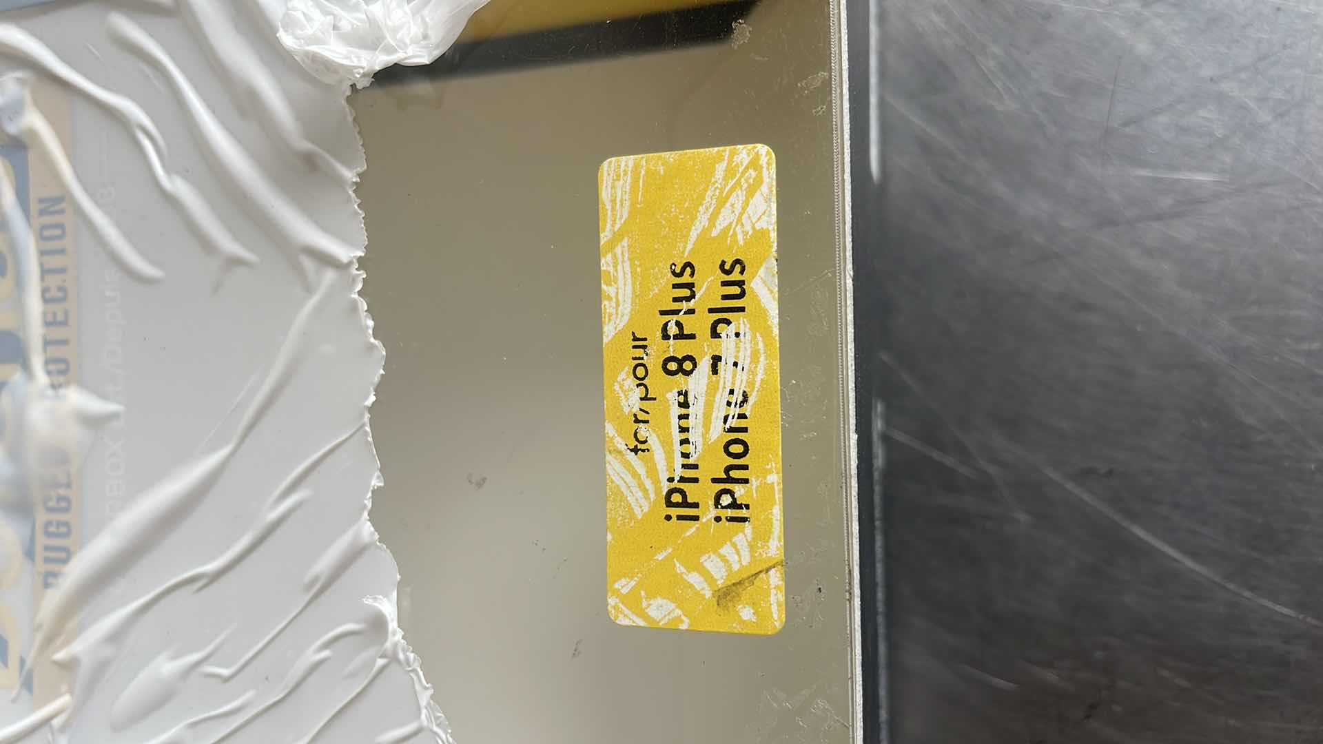 Photo 1 of OTTERBOX DEFENDER CASE FOR IPHONE 7 PLUS/8 PLUS - RUGGED PROTECTIVE COVER BLACK